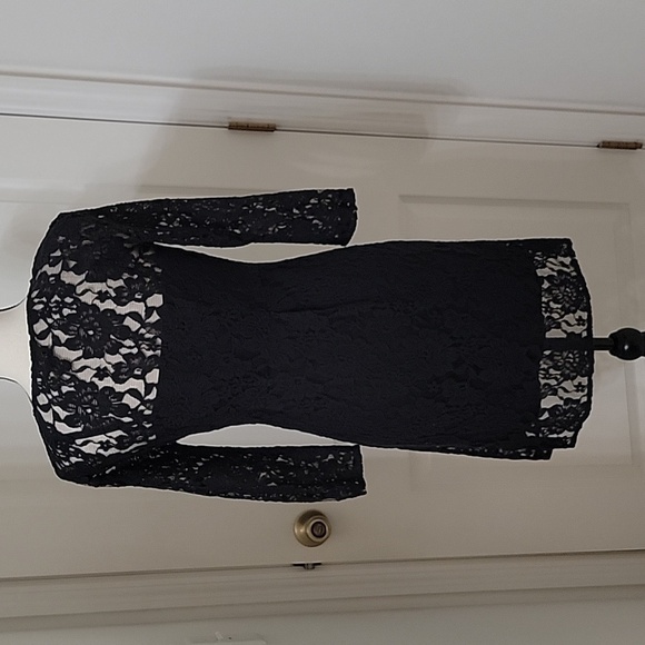 Broadway & Broome Size 0 Black Lace "Little Black Dress" Lined with Slip Dress. - Picture 5 of 15